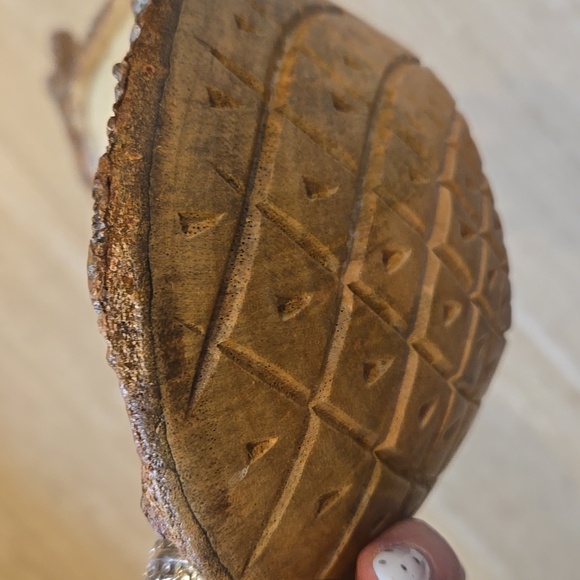 Tommy Bahama Large Wooden Pineapple Bowl - Picture 5 of 9